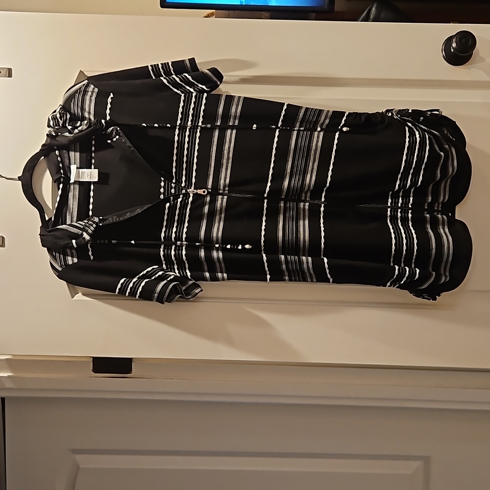 Zip up cover up
